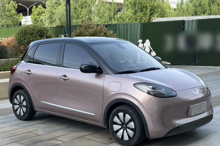 Used Wuling Bingo 2023 333 km Enjoyment Version
