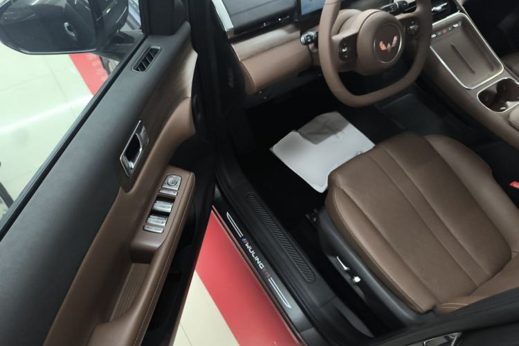 Used Wuling Xingguang S 2024 130 km Flagship Version Driver Seat