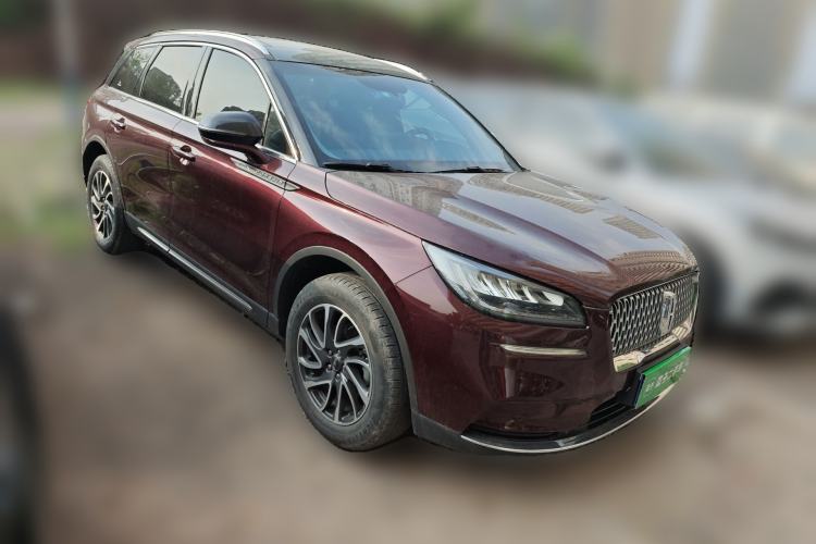 Used Lincoln Corsair 2021 2.0T Two-Wheel Drive Deluxe Edition Front Right 45 Deg