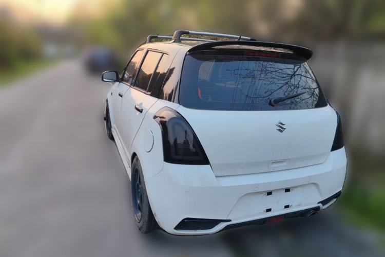 Used Suzuki Swift 2016 1.5L Manual Fashion Model