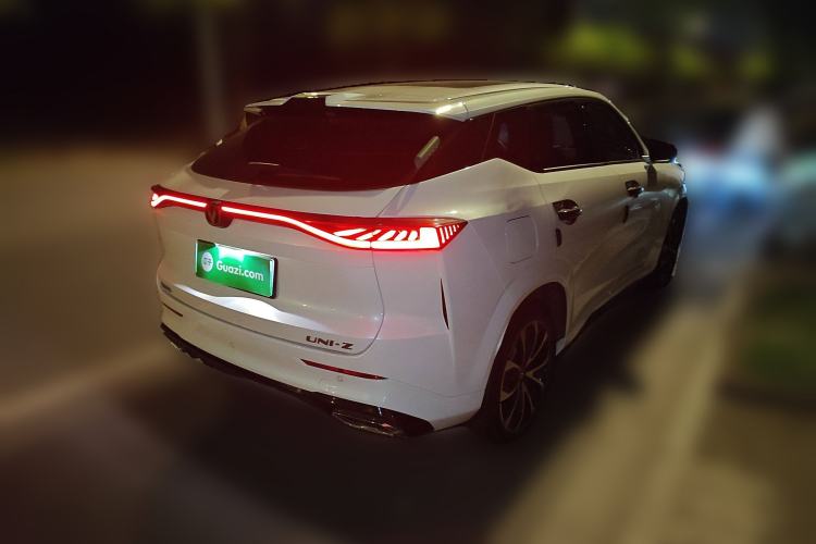 Used CHANGAN UNI-Z New Energy 2024 Blue Whale Smart Electric iDD 125km Beyond Edition
