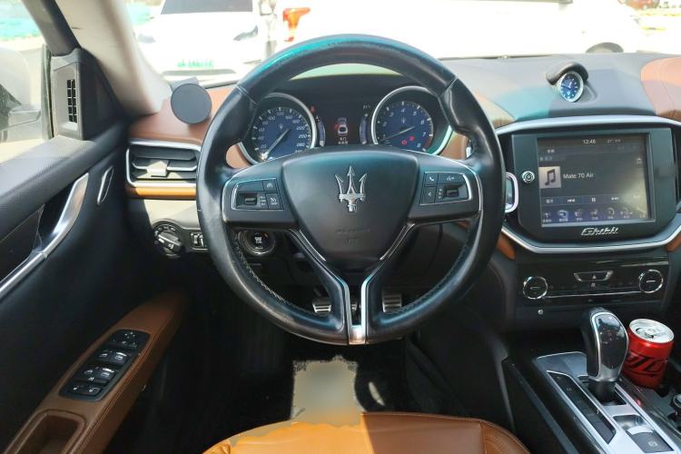 Used Maserati Ghibli 2014 3.0T Standard Edition Steering Wheel