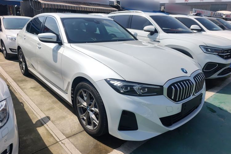 Used BMW i3 2024 eDrive 35 L Exterior 1