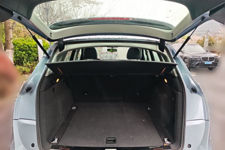 Used Audi Q5 2017 Plus 40 TFSI Technology Model Trunk