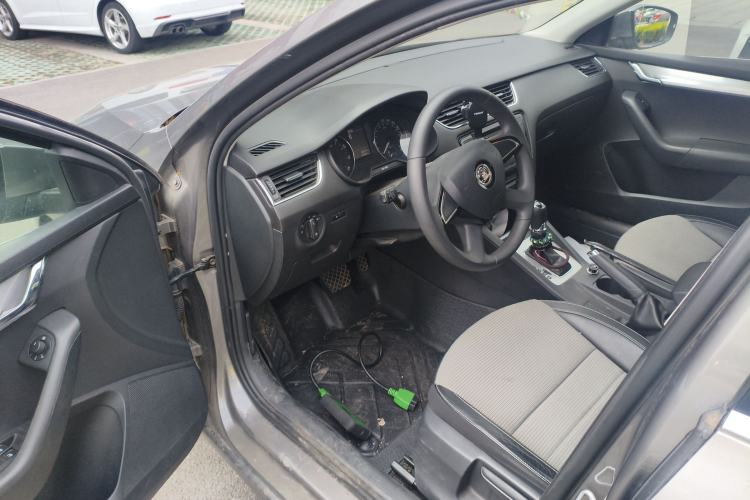 Used Skoda Octavia 2016 1.6L Automatic Chuanxing Edition