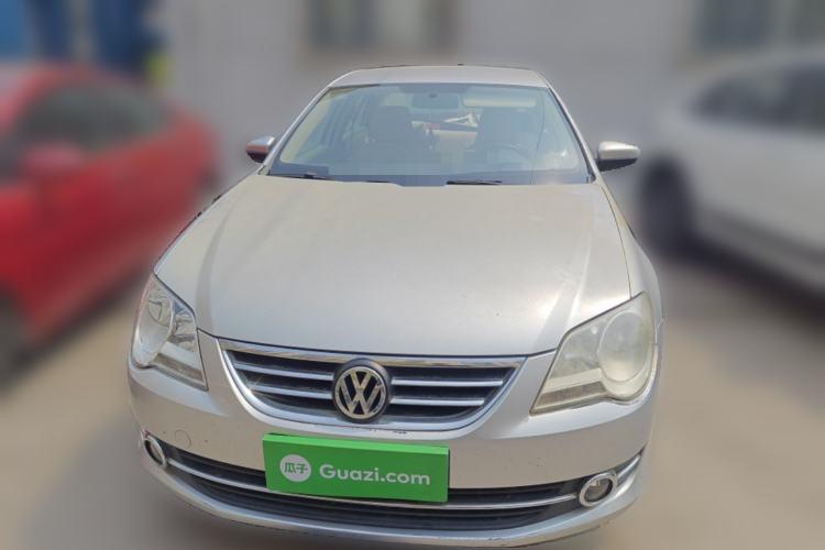 Used Volkswagen Bora 2011 1.6L Manual Fashion Edition Front