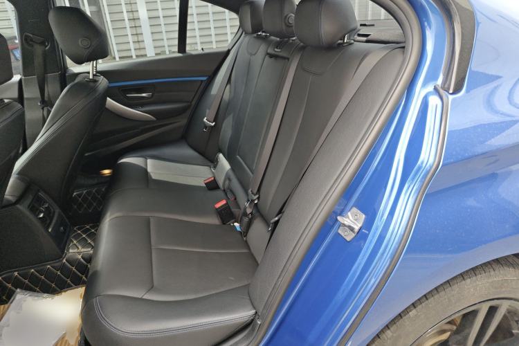 Used BMW 3 Series 2018 320i M Sport Package
