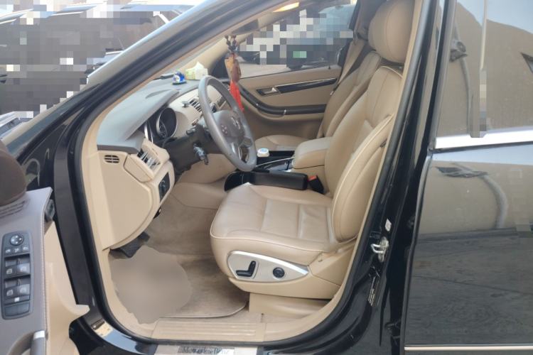 Used Mercedes-Benz R-Class 2017 R 320 4MATIC Business Edition Prestige Model