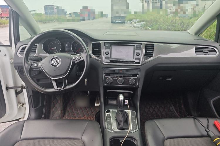 Used Volkswagen Golf Sportsvan 2018 230TSI Automatic Trend Edition
