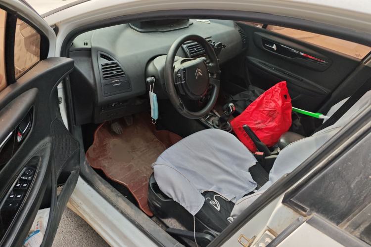 Used Citroen C-Quatre 2016 Classic Sedan 1.6L Manual CNG