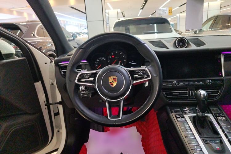 Used Porsche Macan 2021 Macan 2.0T