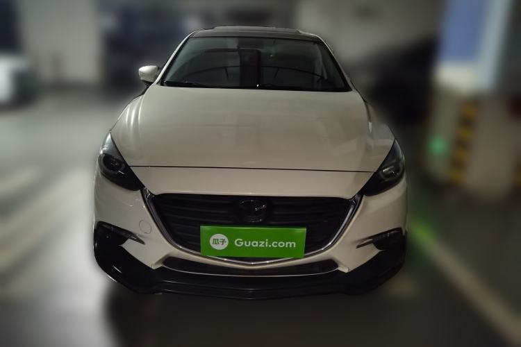 Used Mazda Mazda 3 Axela 2017 Sedan 1.5L Automatic Luxury Model China VI Standard
