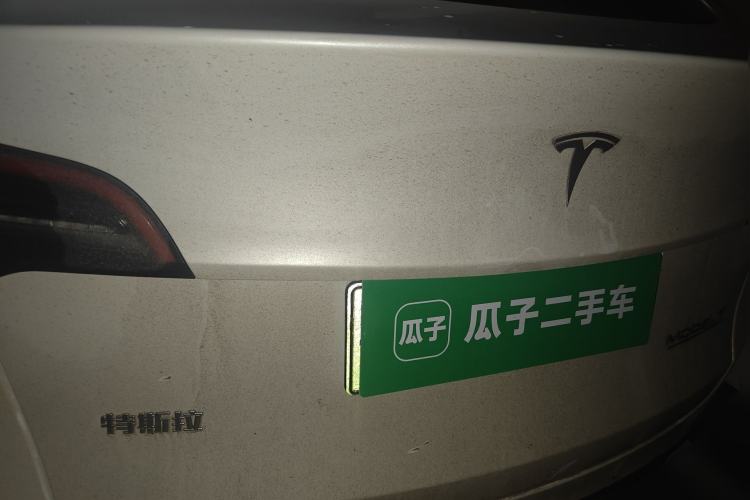 Used Tesla Model Y 2021 Standard Range Rear-Wheel Drive Version Trunk