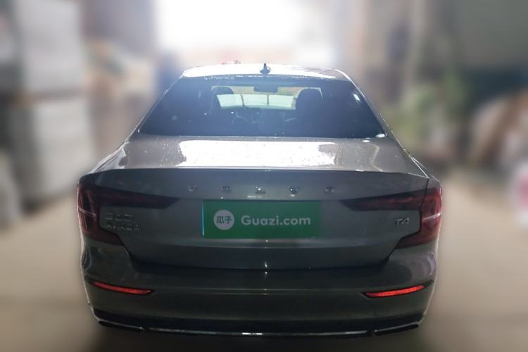 Used Volvo S60 2021 T4 Zhiyi Luxury Edition
