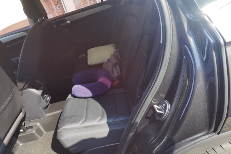 Used Volkswagen Tayron 2020 330TSI Two-Wheel Drive Luxury Smart Connectivity Version Left Rear Seat