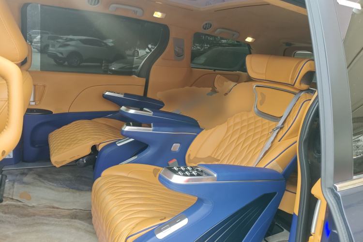 Used Toyota SIENNA 2020 3.5L Two-Wheel Drive XLE Leather Interior 7 Seats Mexico Edition