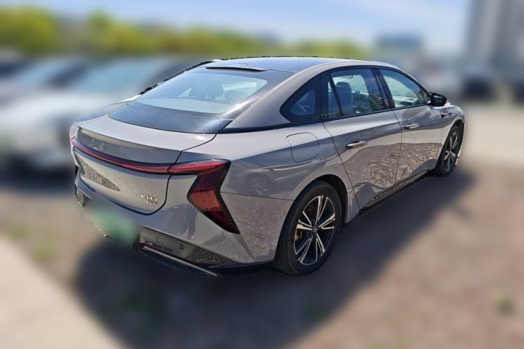 Used Hongqi EH7 2024 690 Pro Rear Right 45 Deg