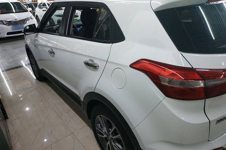 Used Hyundai ix25 2016 1.6T Dual-Clutch Two-Wheel Drive Smart GLS Model
