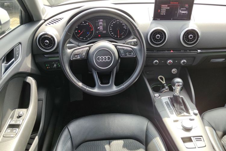 Used Audi A3 2019 Sportback 35 TFSI Fashion Edition China V
