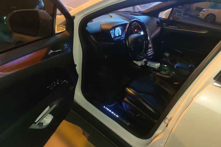 Used Lincoln MKC 2019 2.0T Four-Wheel Drive Luxury Edition China VI Standard
