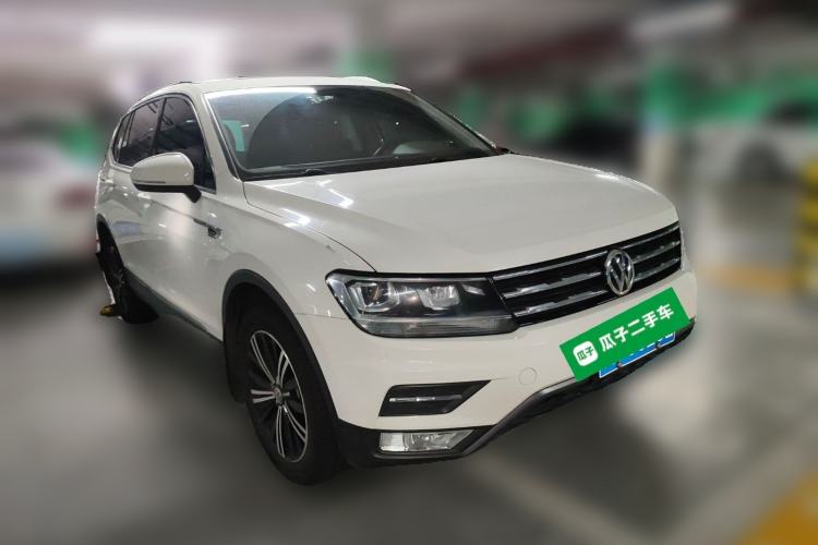 Used Volkswagen Tiguan L 2019 Updated Version 330TSI Automatic Two-Wheel Drive Panoramic Comfort Edition China VI Standard

