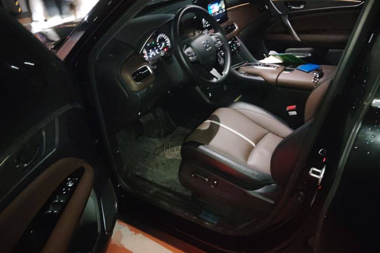 Used Honda UR-V 2023 370TURBO Two-Wheel-Drive Luxury Edition
