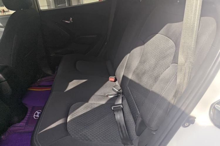 Used Hyundai ix35 2013 2.0L Automatic 2WD Comfort GL China IV Standard Left Rear Seat