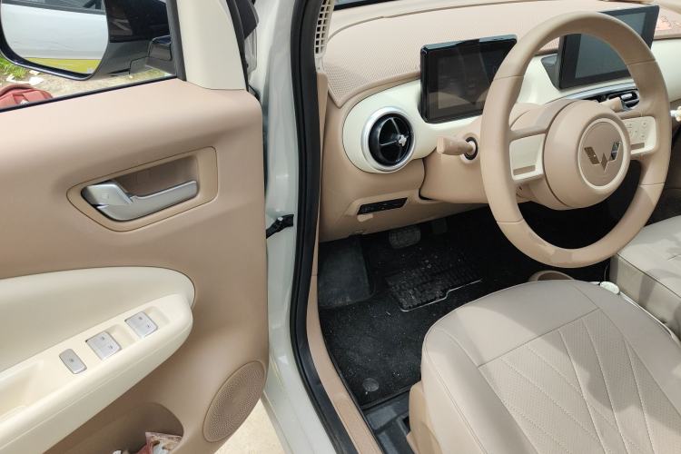 Used Wuling Hongguang MINIEV 2025 Four-Door Version Zhenxiang+ Edition
