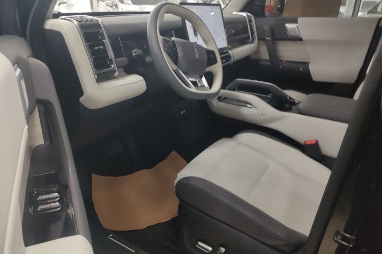 Used iCAR 03 2024 401km Two-Wheel Drive Standard Advanced Version Left Front Seat