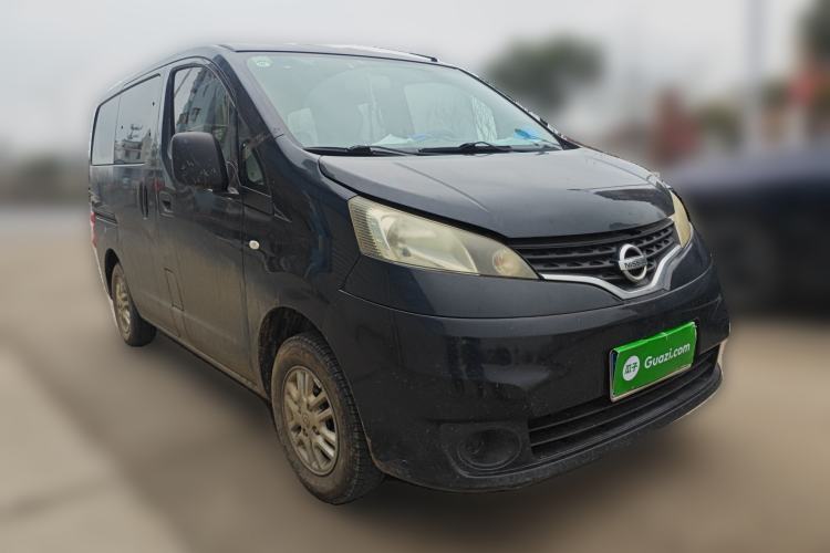 Used Nissan NV200 2011 1.6L 232 Seats Zunya Trim Front Right 45 Deg