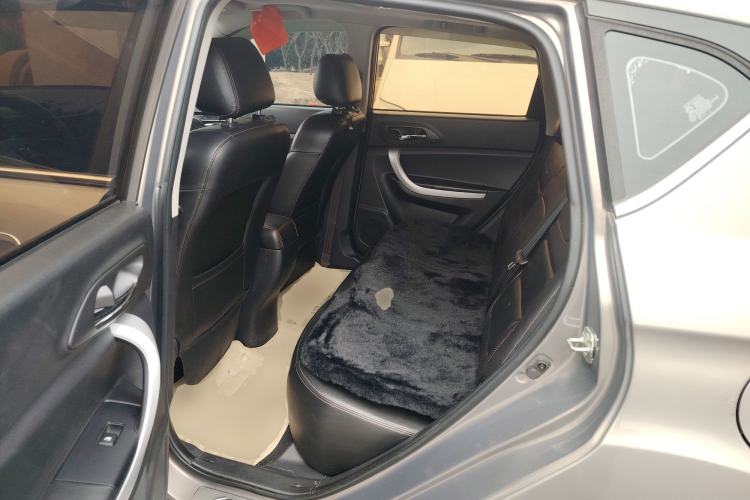 Used CHANGAN CS35 2015 1.6L Automatic Luxury Model China IV Standard Left Rear Seat