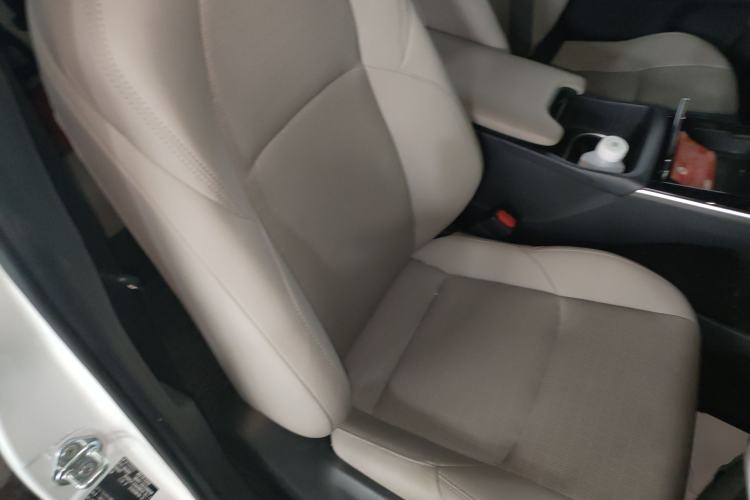 Used Toyota GAC bZ4X 2022 Long-Range Pro Right Front Seat