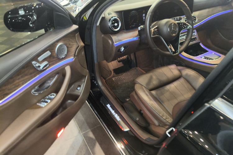 Used Mercedes-Benz E-Class 2023 Facelift E 260 L