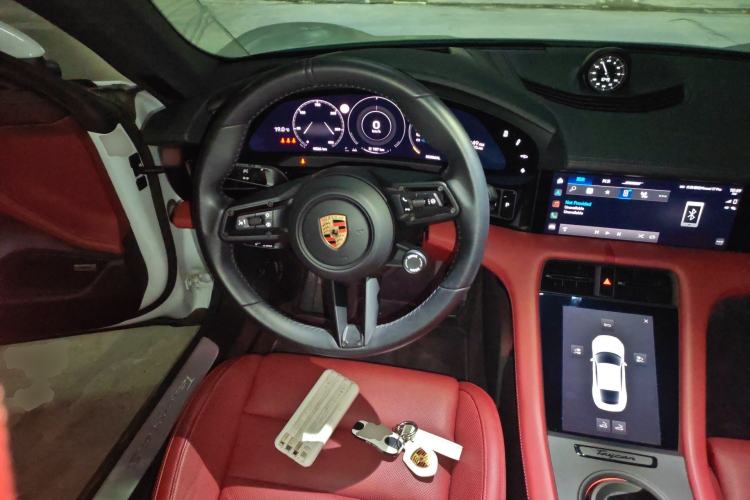 Used Porsche Taycan 2022-Year Restyled Taycan 4S Steering Wheel