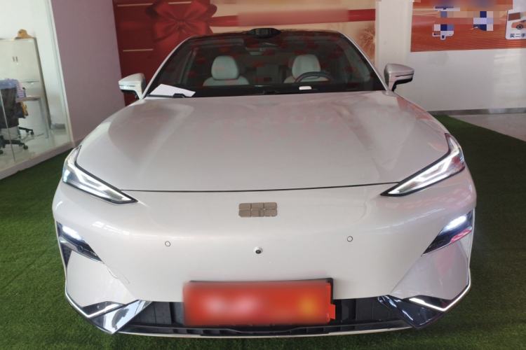 Used Geely Galaxy E8 2024 665 km Range Rear-Drive Starship Intelligent Driving Version