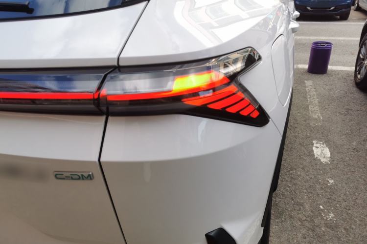 Used JETOUR Shanhai L6 2024 1.5TD DHT MAX