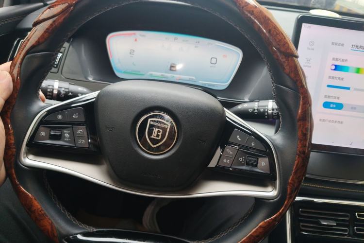 Used BYD Tang New Energy 2023 DM-i Champion Edition 112KM Prestige Model Steering Wheel