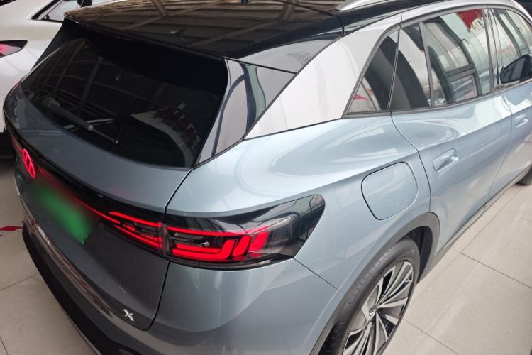 Used Volkswagen ID.4 X 2023 Ultra-Intelligent Long-Range Version
