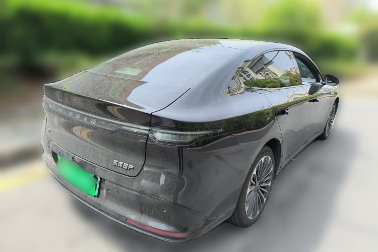 Used Nissan N7 2025 510 Pro Rear Right 45 Deg