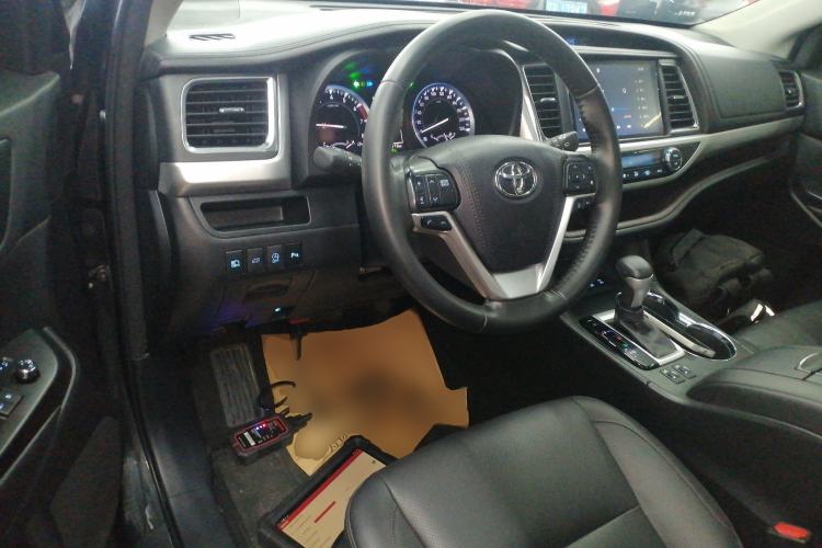 Used Toyota Highlander 2018 2.0T Four-Wheel Drive Prestige Version 7 Seats China V Emission Standard