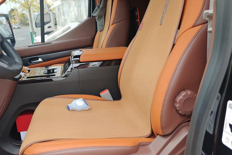 Used Ford Transit T8  Left Front Seat