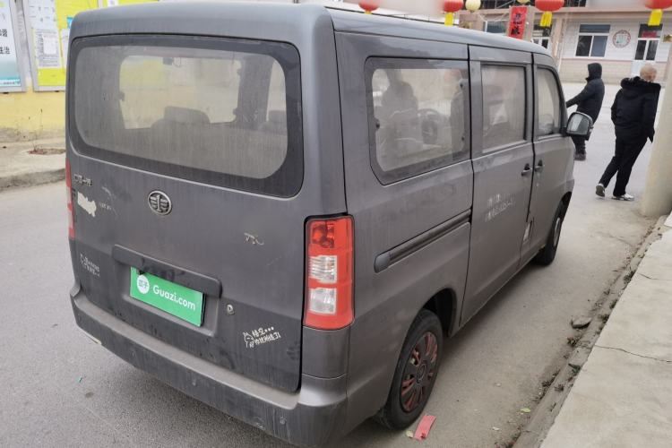 Used FAW Jiabao V80 2014 1.5L Logistics Comfort Model Rear Right 45 Deg