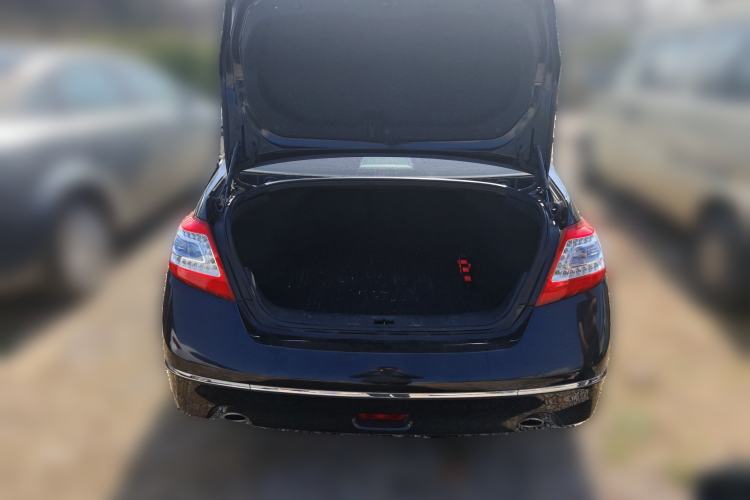 Used Nissan Teana 2011 Duke 2.5L XV Luxury Edition Trunk