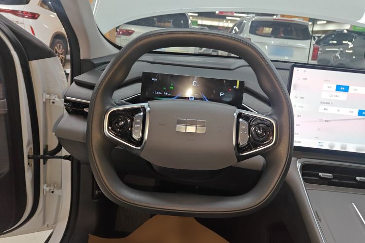 Used Geely Galaxy L6 2025 EM-i 140km Long-Range Version
