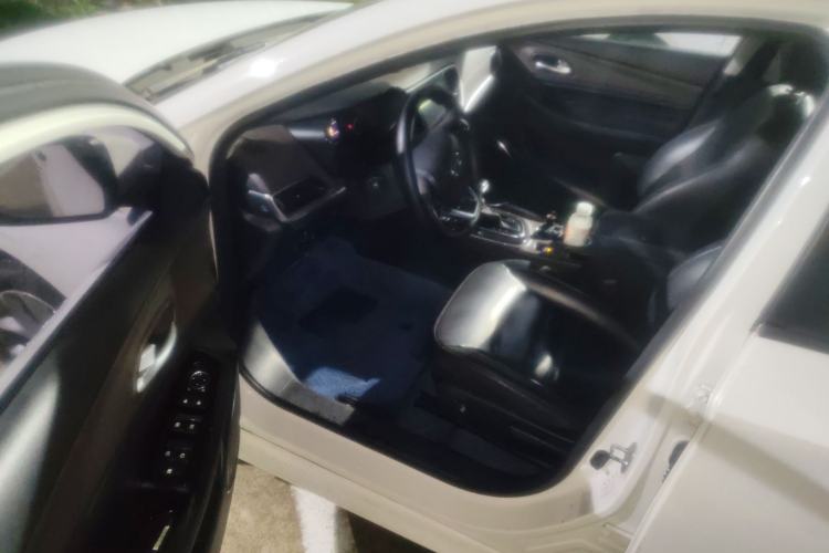 Used GAC Trumpchi GA4 2018 150N Automatic Luxury Edition Driver Seat