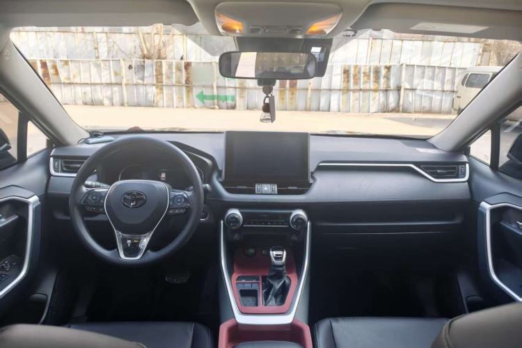 Used Toyota RAV4 2021 2.0L CVT Two-Wheel Drive Fashion Edition