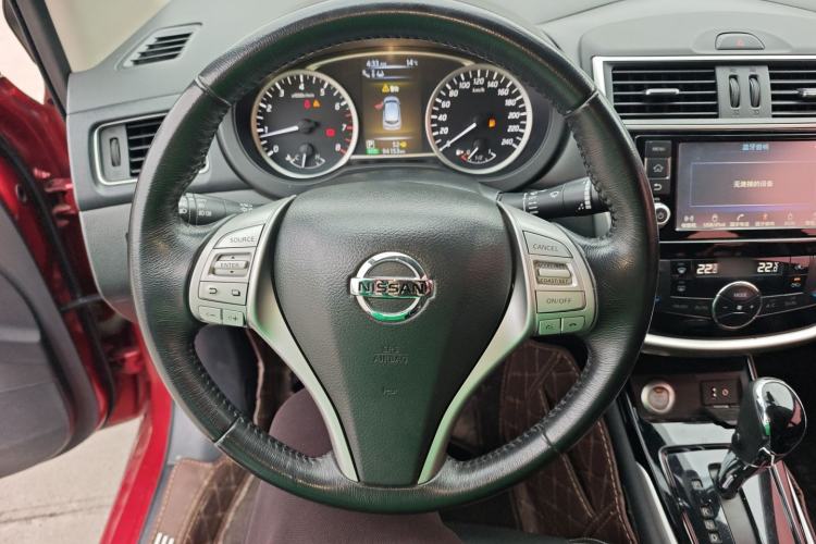 Used Nissan Tiida 2016 1.6L CVT ZhiZun Edition