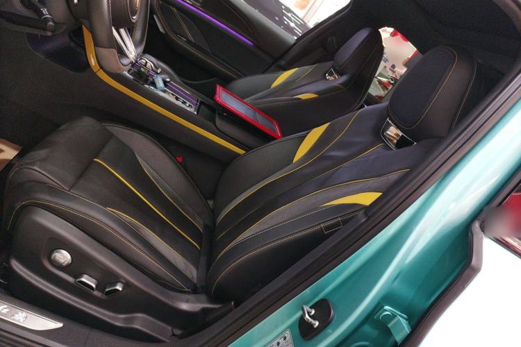 Used Hongqi H6 2023 2.0T ZhiZhen Edition
