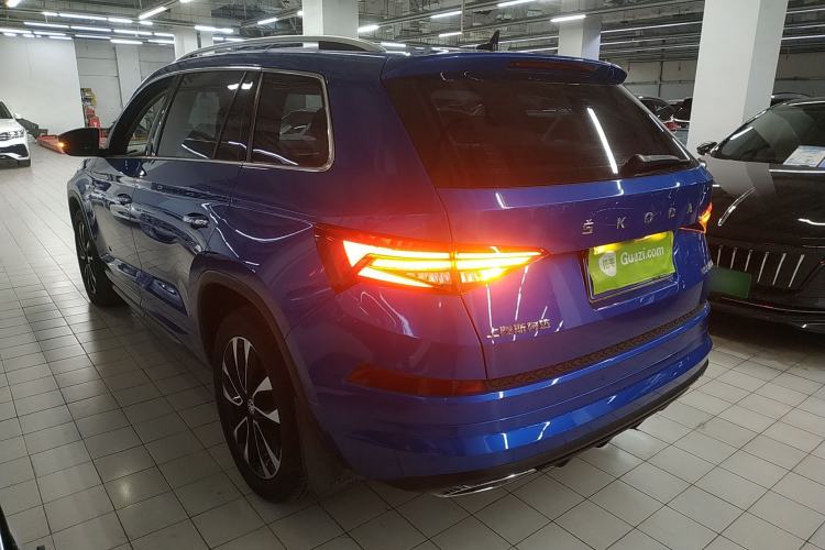 Used Skoda Kodiaq 2022 TSI330 7-Seater Two-Wheel-Drive Luxury Edition