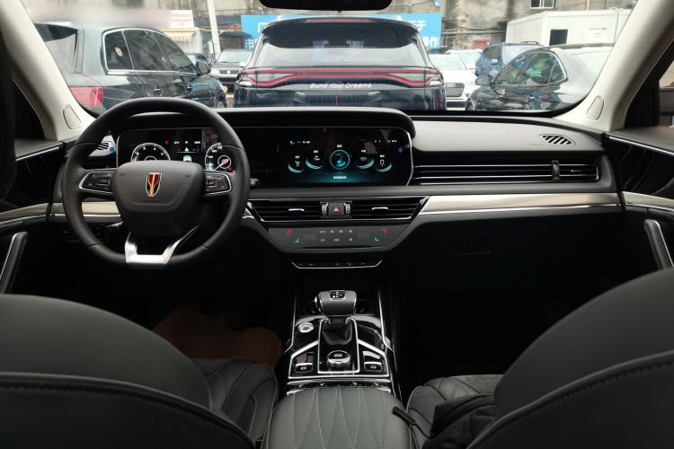 Used Hongqi HS5 2022 Revised Version 2.0T Smart Connect Flagship Edition
